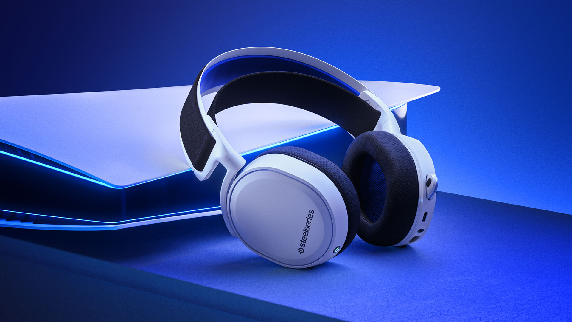Klik pro zvětšení (SteelSeries odhaluje nové bezdrátové headsety Arctis 7+ a Arctis 7P+)