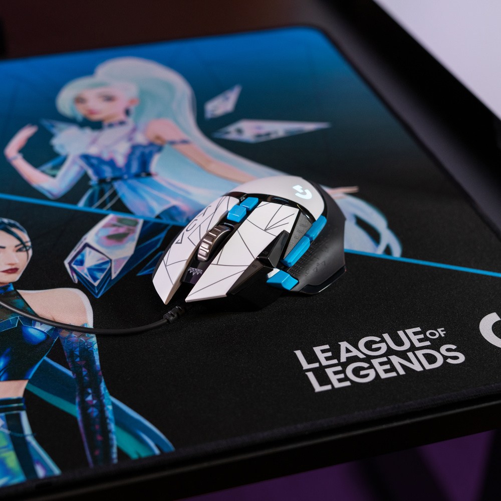 Klik pro zvětšení (Logitech predstavuje štuple do uší a hardvér s logom League of Legends)