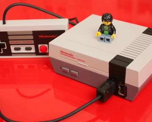 Máte NES Classic Edition? Byl objeven způsob, jak jej přikrmit