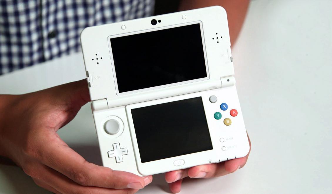 Nintendo new 3DS sa prestáva vyrábať, avšak len jeho základná verzia