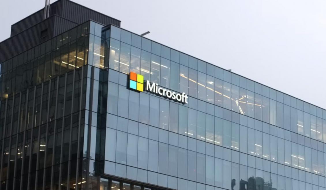 Microsoft oznÃ¡mil prepÃºÅ¡Å¥anie, o prÃ¡cu prÃ­de viac ako 10 tisÃ­c Ä¾udÃ­