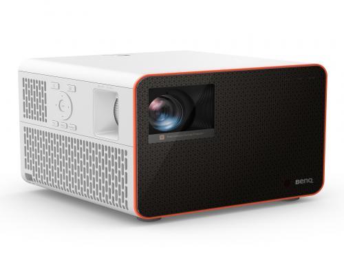 LED projektor BenQ X3000i se 4K rozlišením určený hráčům míří na trh