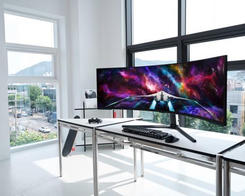Samsung představuje první herní monitor s rozlišením Dual UHD na světě